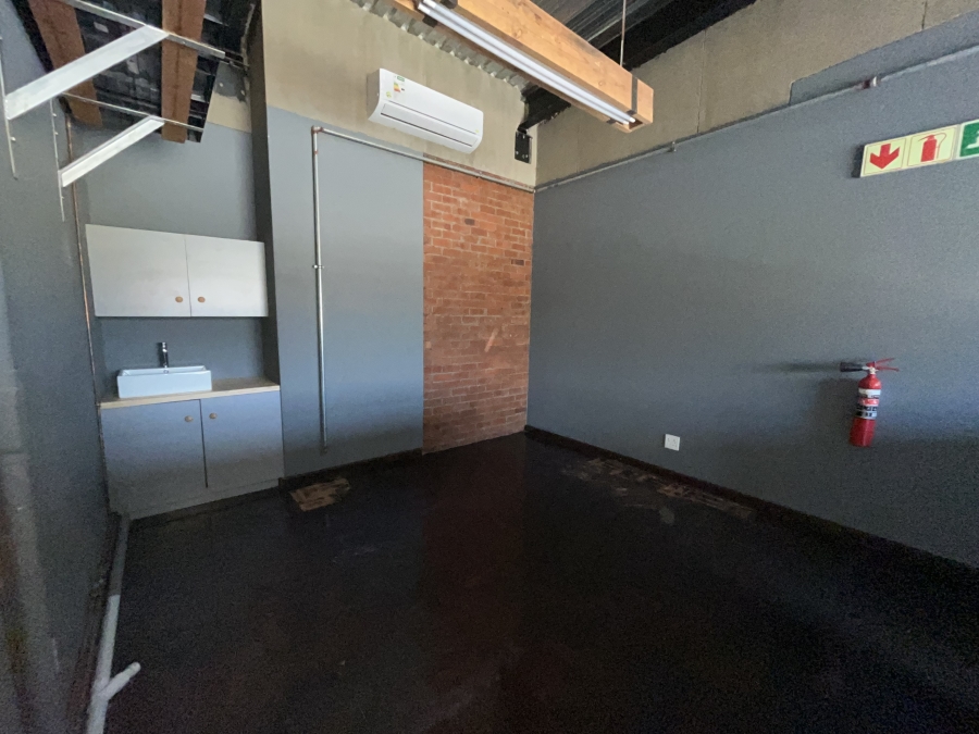 To Let Commercial Property for Rent in Bodorp North West